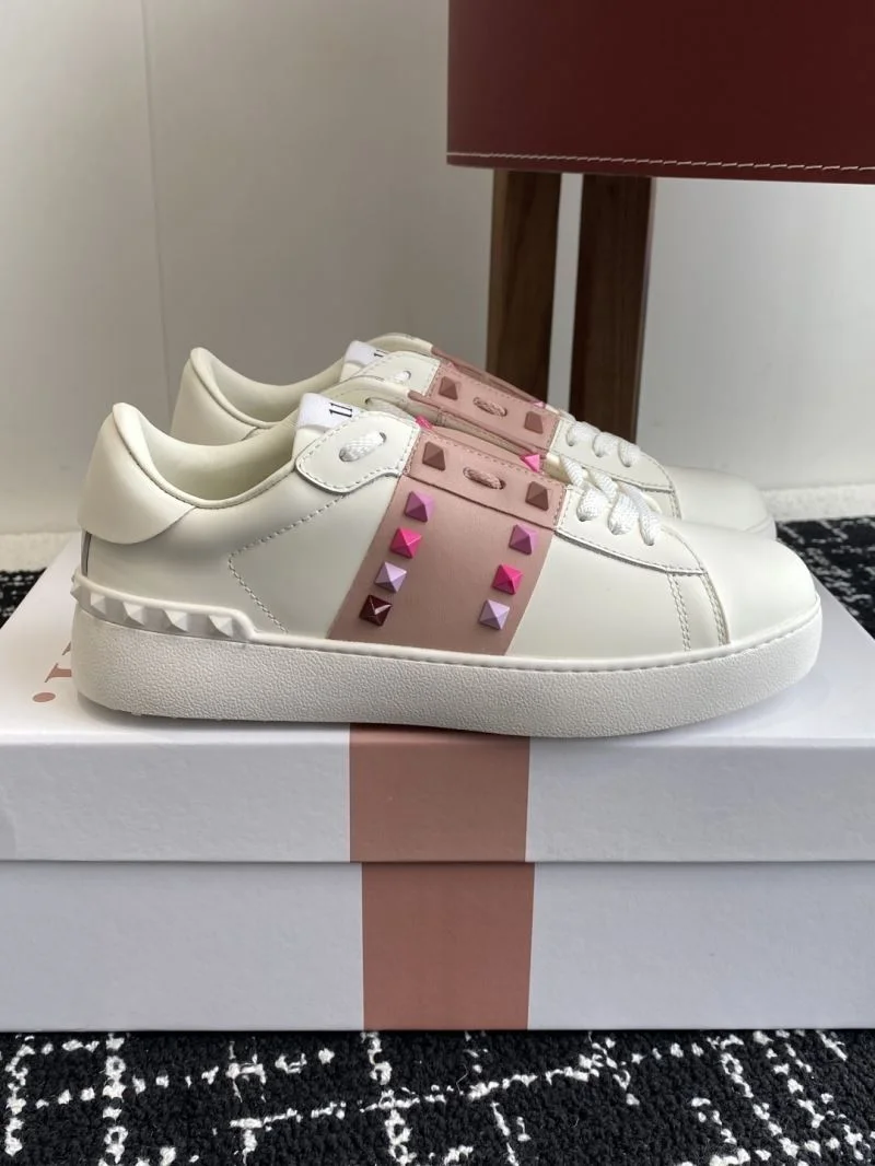 EasyMatch Valentino Rockstud Untitled Shoes 36121