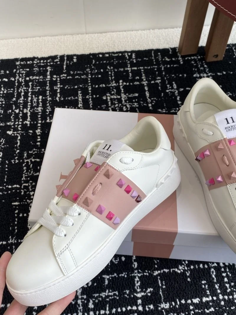 EasyMatch Valentino Rockstud Untitled Shoes 36121
