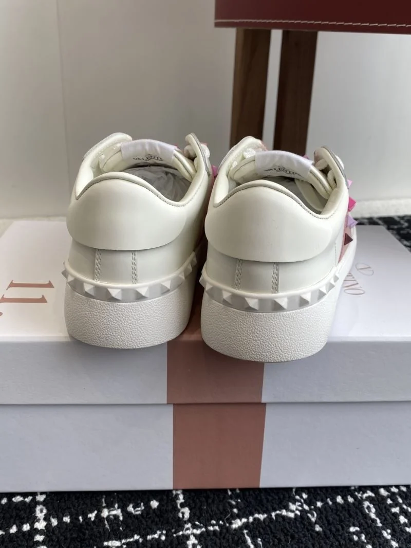 EasyMatch Valentino Rockstud Untitled Shoes 36121