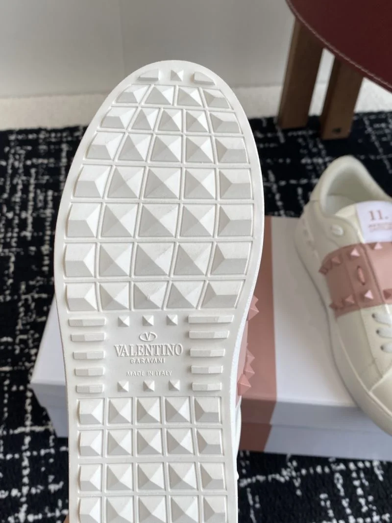Valentino Rockstud Untitled Shoes EasyMatch 36120