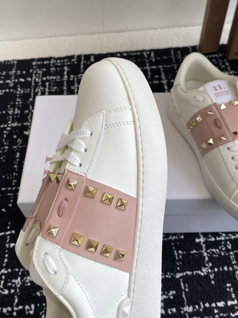 Valentino Rockstud Untitled Shoes Soft 36112
