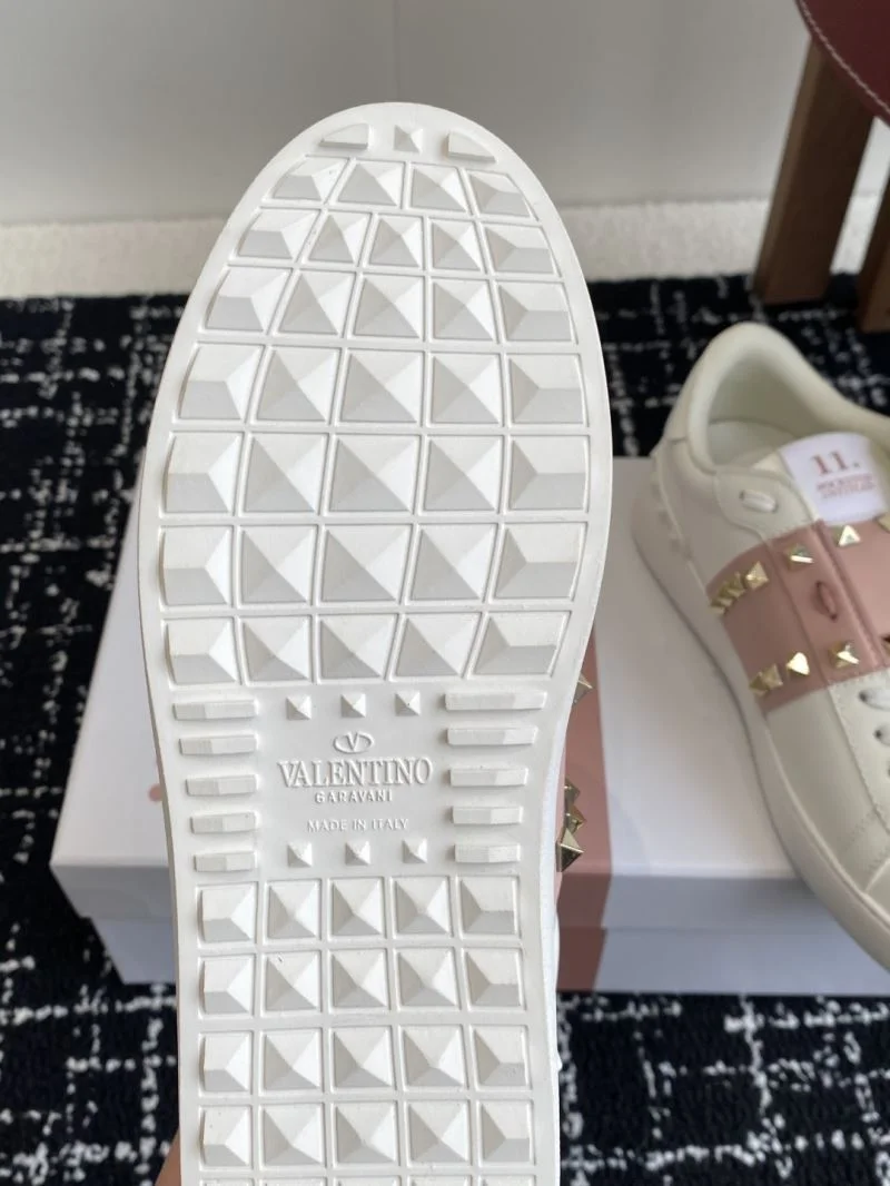 Valentino Rockstud Untitled Shoes Soft 36112