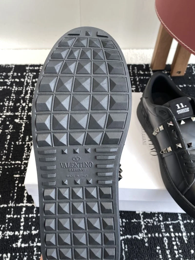 Valentino Rockstud Untitled Shoes BestValue 36123