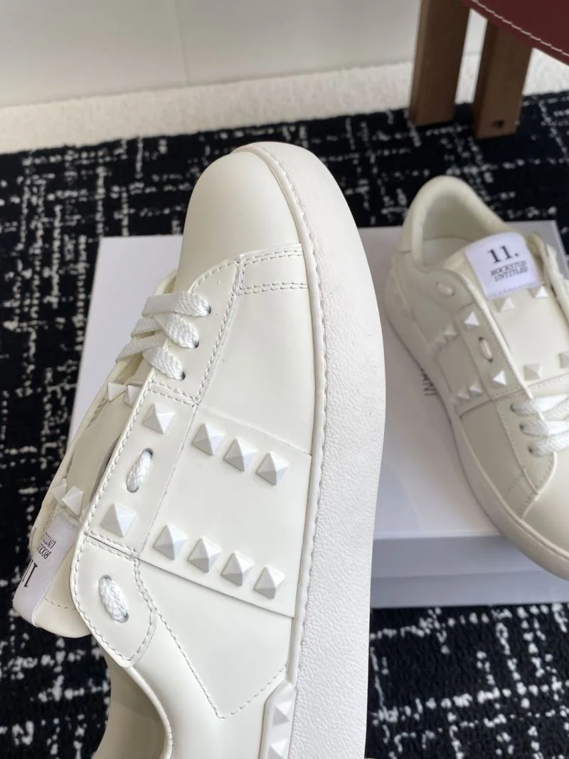 Sleek Valentino Rockstud Untitled Shoes 36125