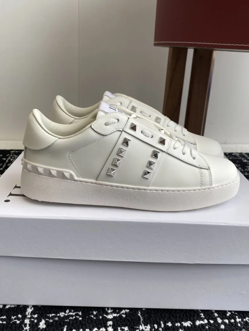Valentino Rockstud Untitled Shoes Neat 36116