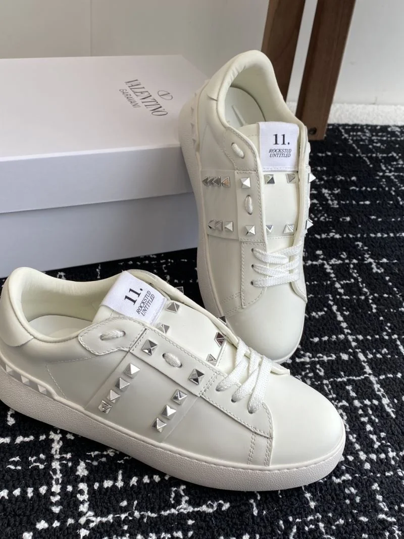 Valentino Rockstud Untitled Shoes Neat 36116