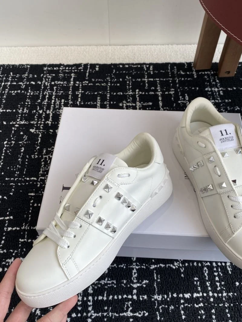 Valentino Rockstud Untitled Shoes Neat 36116