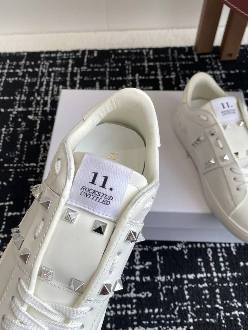 Valentino Rockstud Untitled Shoes Neat 36116