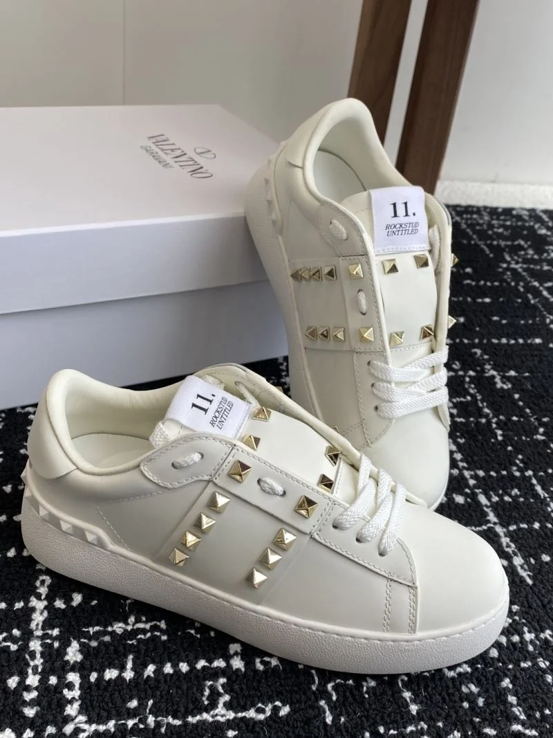 FlexibleFit Valentino Rockstud Untitled Shoes 36110
