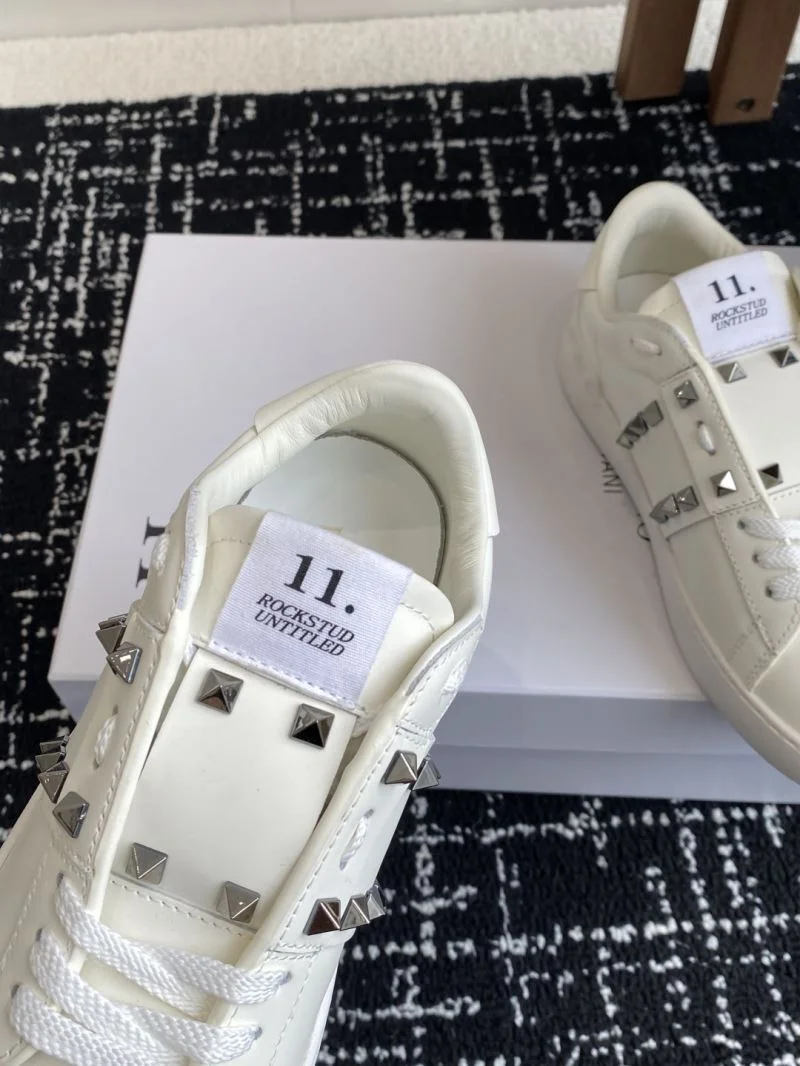 Valentino Rockstud Untitled Shoes WaterResistant 36101