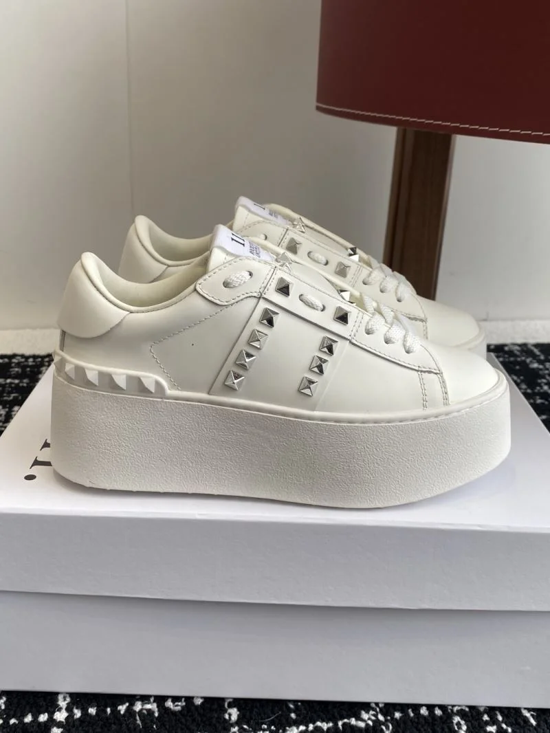 Valentino Rockstud Untitled Shoes Neat 36127
