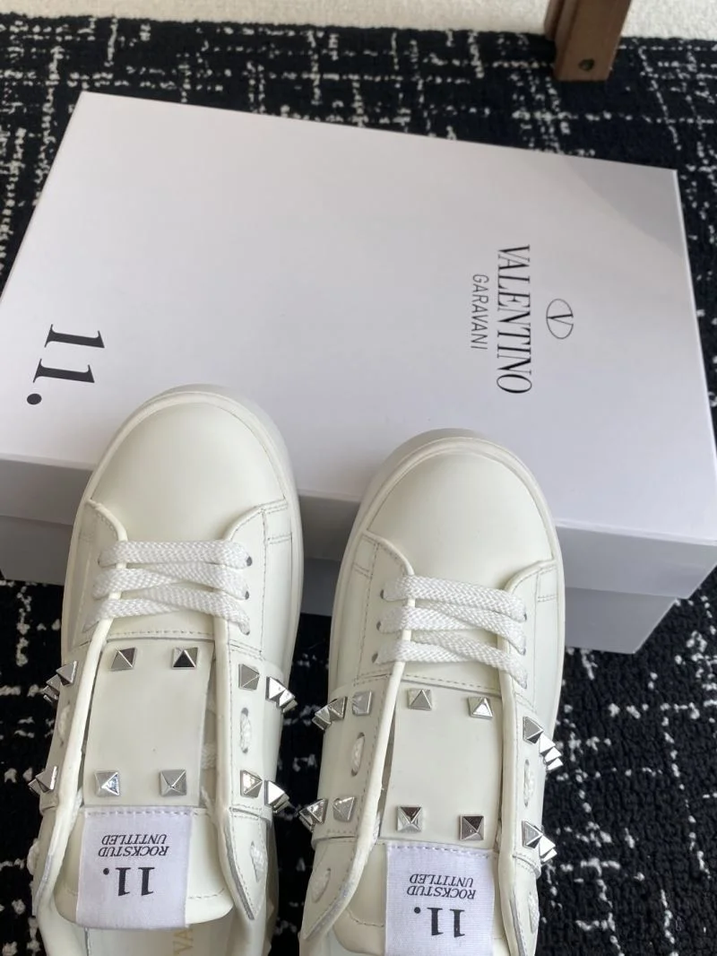 Valentino Rockstud Untitled Shoes Neat 36127