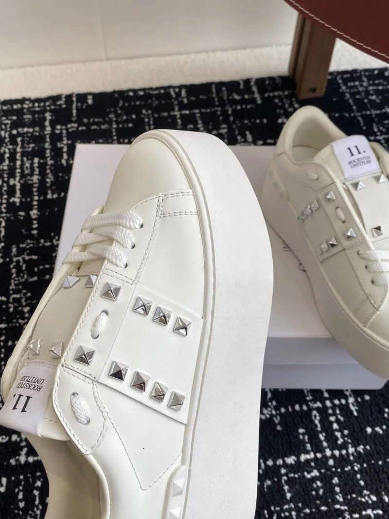 Valentino Rockstud Untitled Shoes Neat 36127