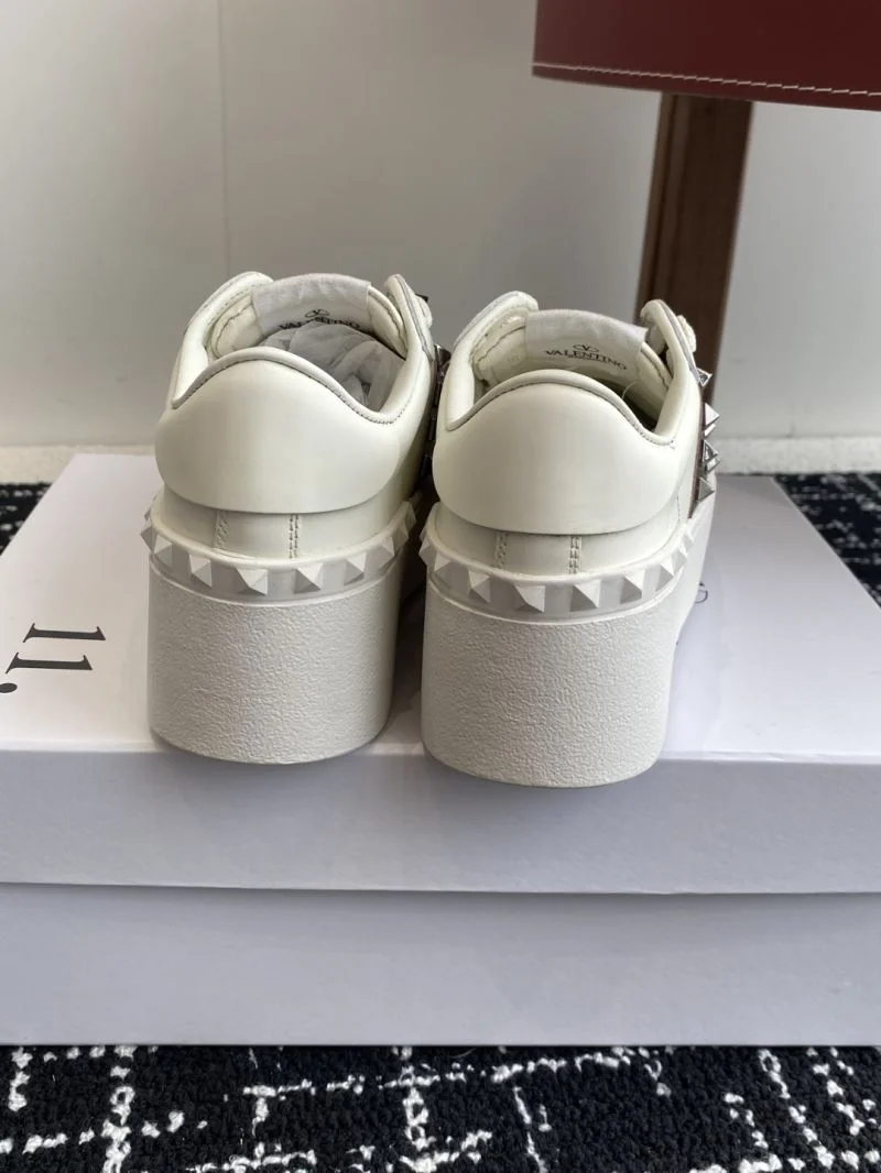 Valentino Rockstud Untitled Shoes Neat 36127