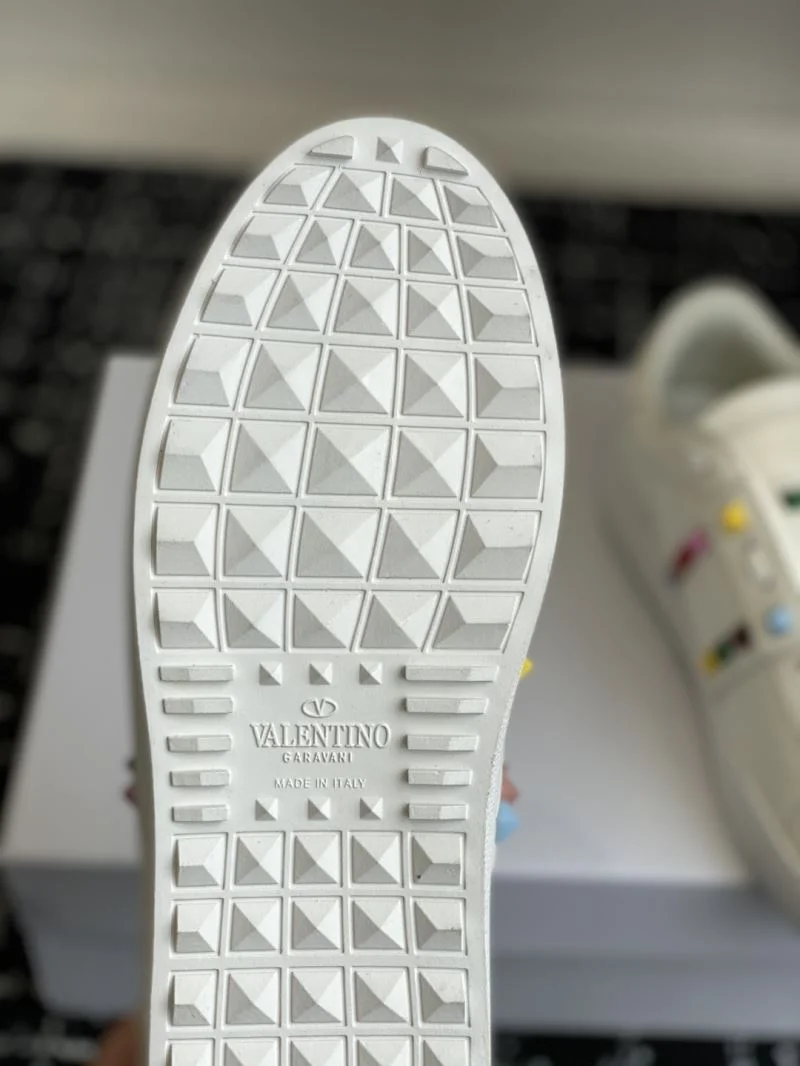 Valentino Rockstud Untitled Shoes FreshLook 36122