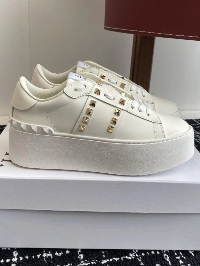 Valentino Rockstud Untitled Shoes Premium 36098