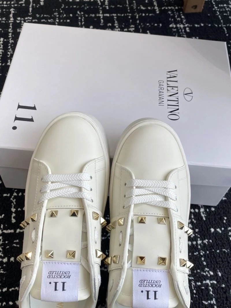 Valentino Rockstud Untitled Shoes Premium 36098