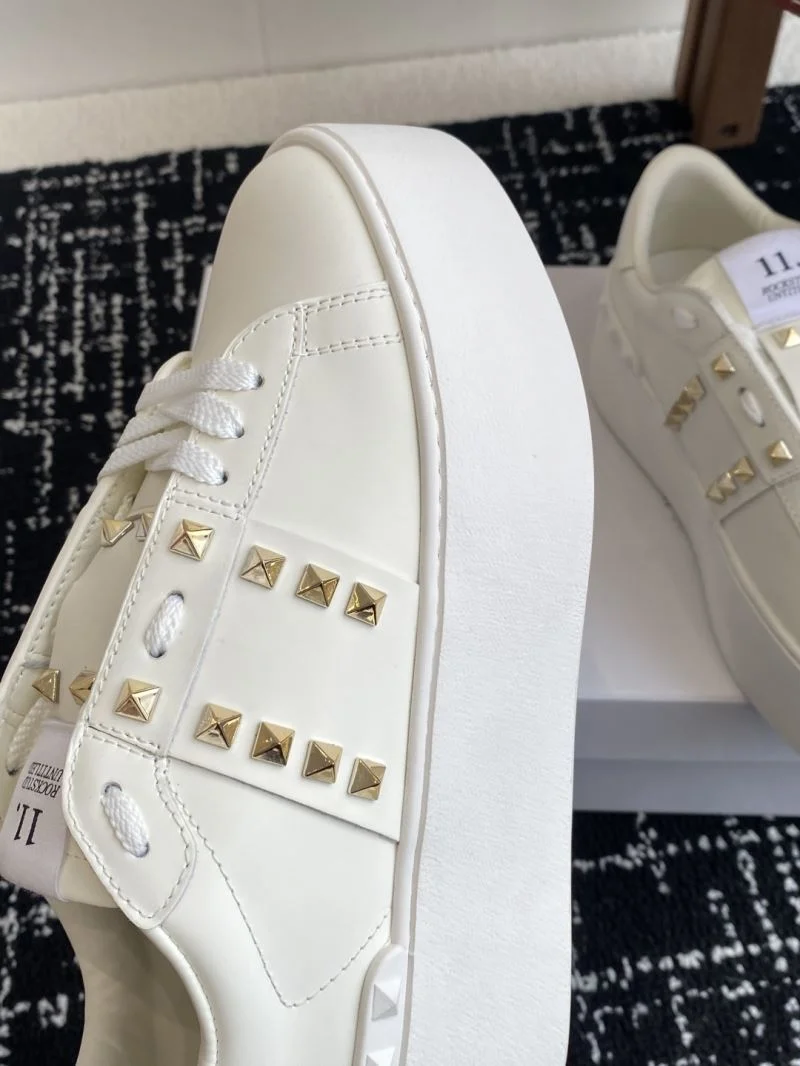 Valentino Rockstud Untitled Shoes Premium 36098