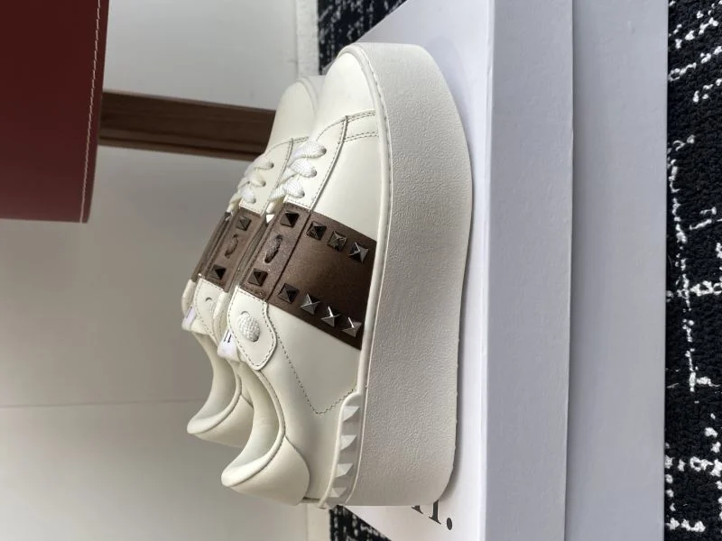 Valentino Rockstud Untitled Shoes WrinkleFree 36104