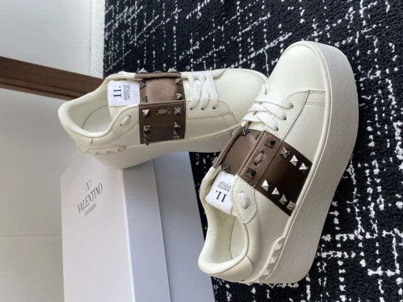 Valentino Rockstud Untitled Shoes WrinkleFree 36104