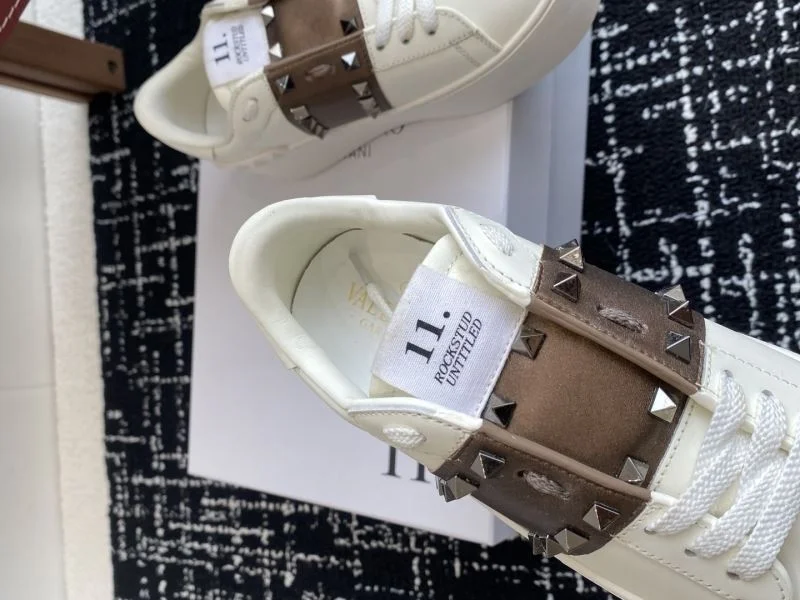 Valentino Rockstud Untitled Shoes WrinkleFree 36104