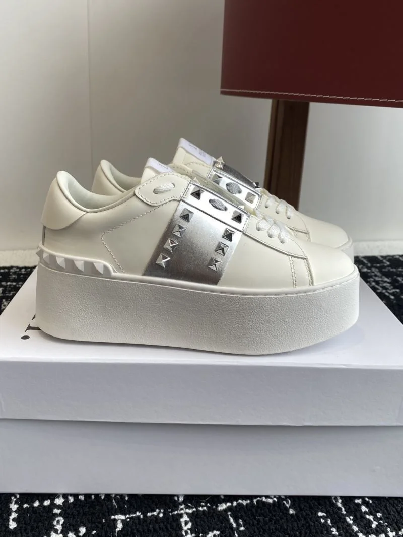 Valentino Rockstud Untitled Shoes ComfortFit 36102