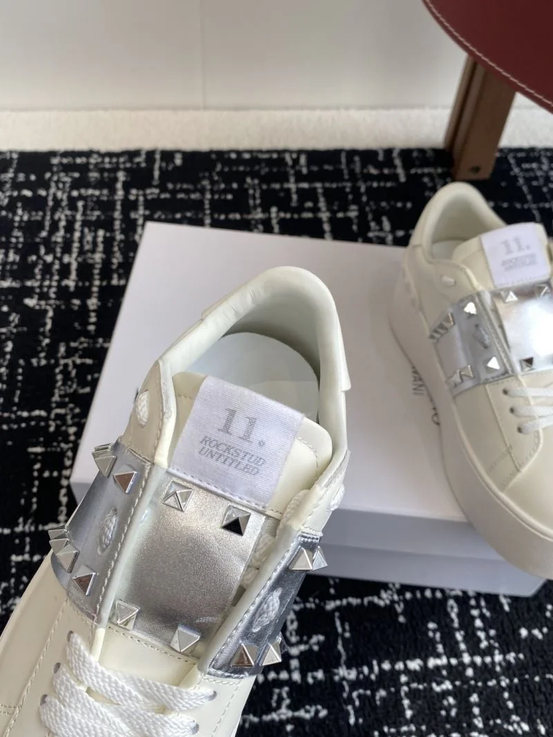 Valentino Rockstud Untitled Shoes ComfortFit 36102