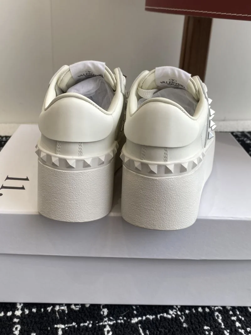 Valentino Rockstud Untitled Shoes ComfortFit 36102