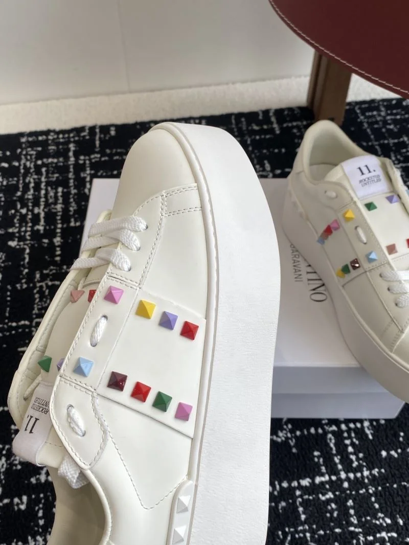 Casual Valentino Rockstud Untitled Shoes 36095