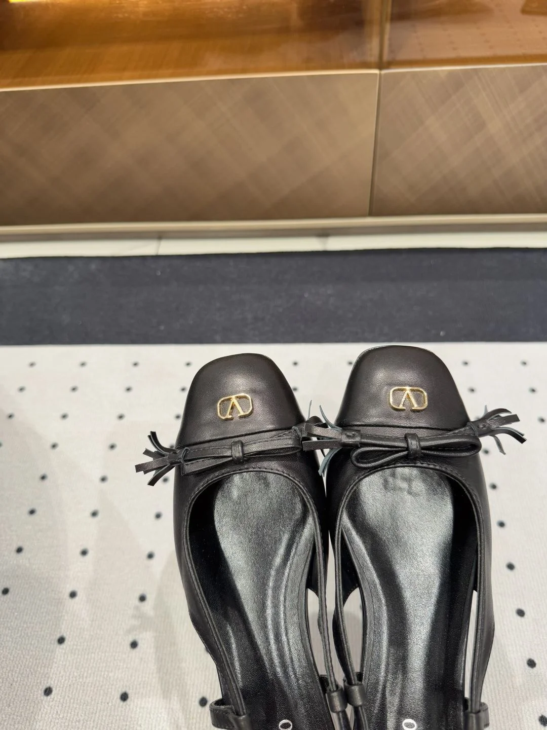 Valentino Sandals Packable 36254