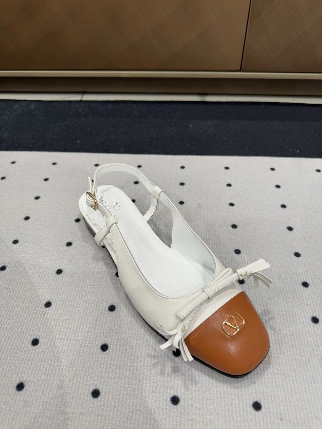 Valentino Sandals Timeless 36251