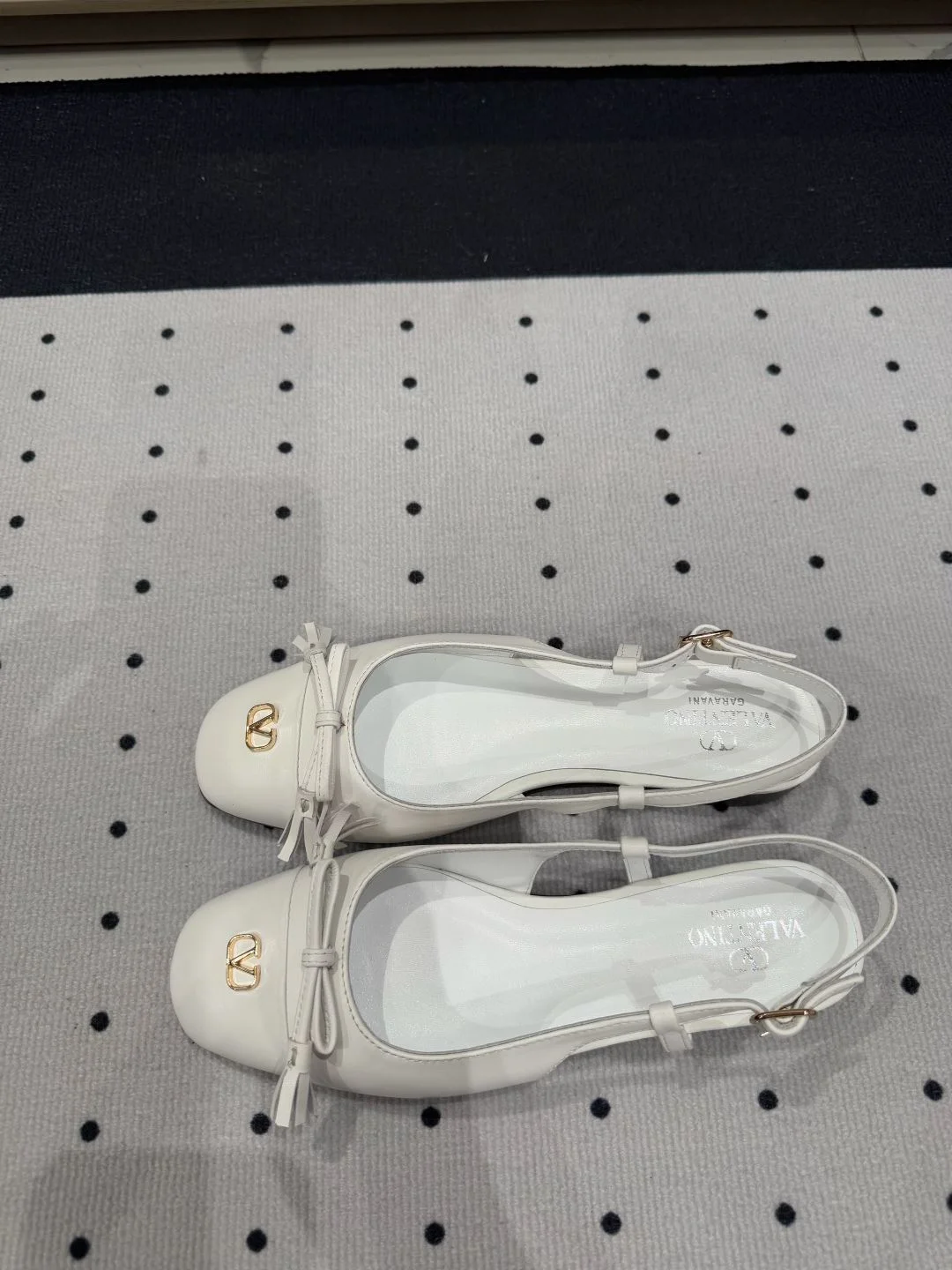 FashionForward Valentino Sandals 36255