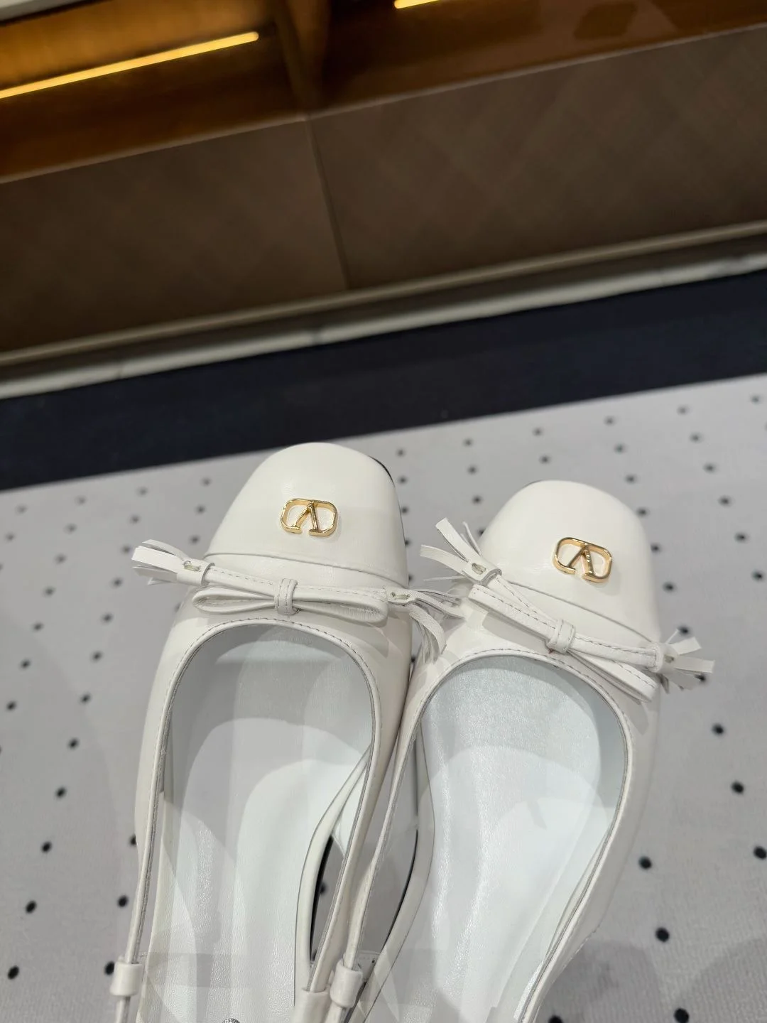 FashionForward Valentino Sandals 36255