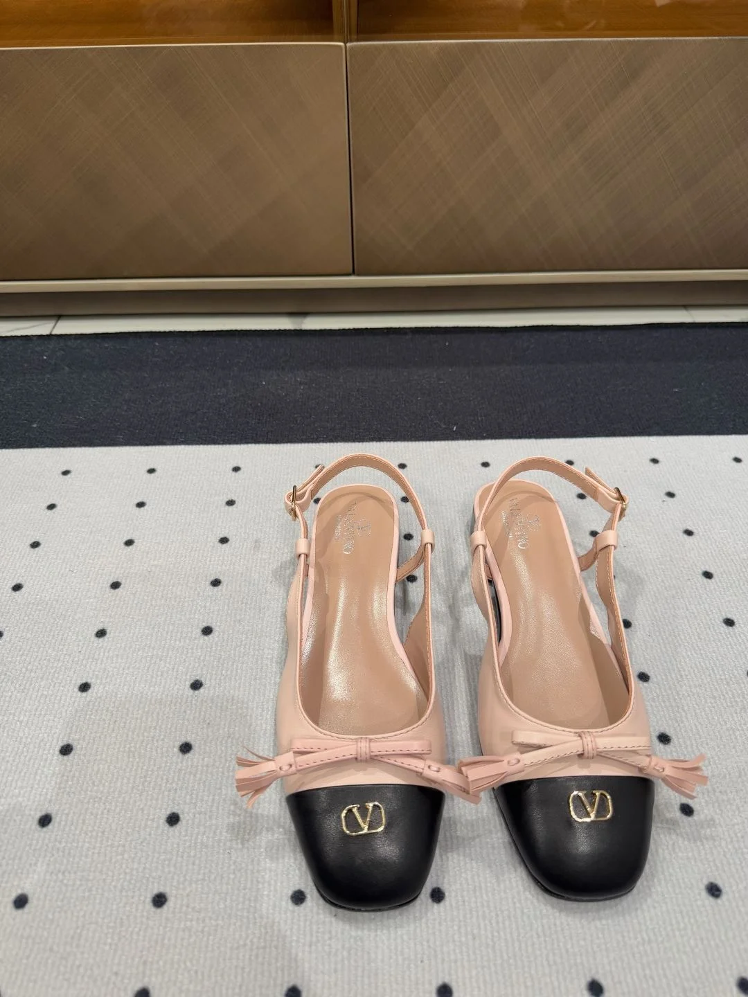 Valentino Sandals ZeroBulk 36256