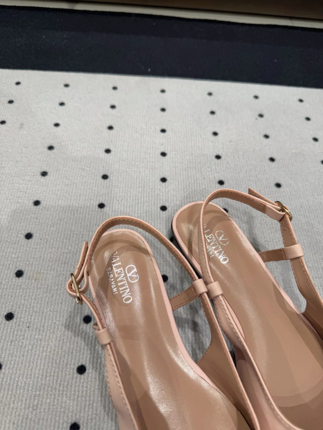 Valentino Sandals ZeroBulk 36256