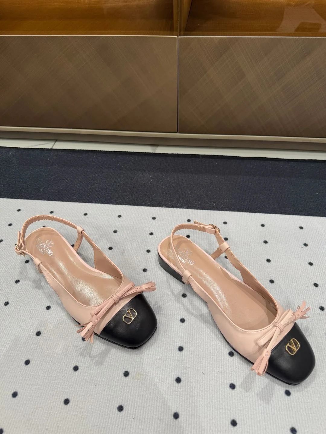Valentino Sandals ZeroBulk 36256