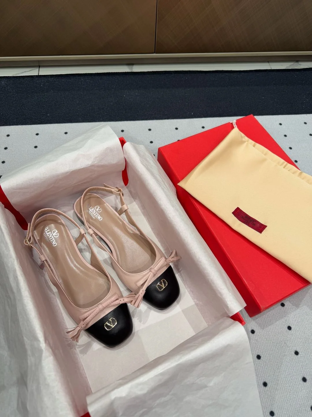 Valentino Sandals ZeroBulk 36256