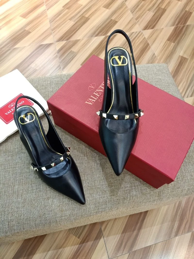 Sophisticated Valentino Sandals 36697