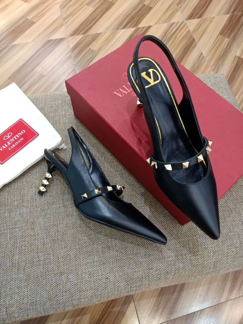 Sophisticated Valentino Sandals 36697