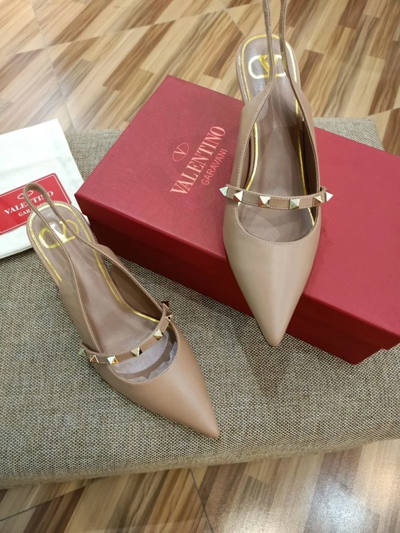 Breathable Valentino Sandals 36692