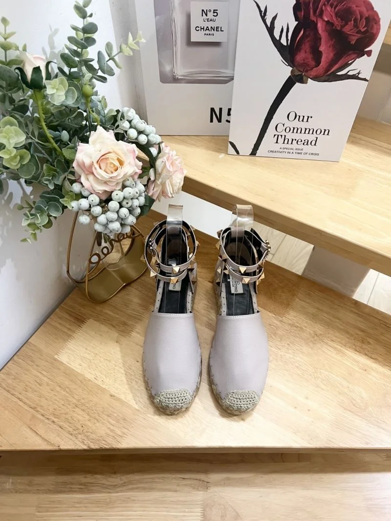 Contemporary Valentino Sandals 36686