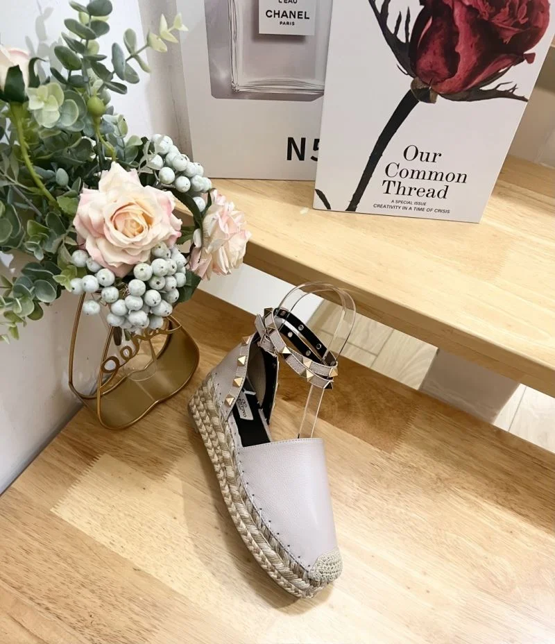 Contemporary Valentino Sandals 36686