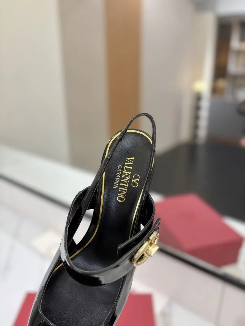 Valentino Sandals FlexibleFit 36700