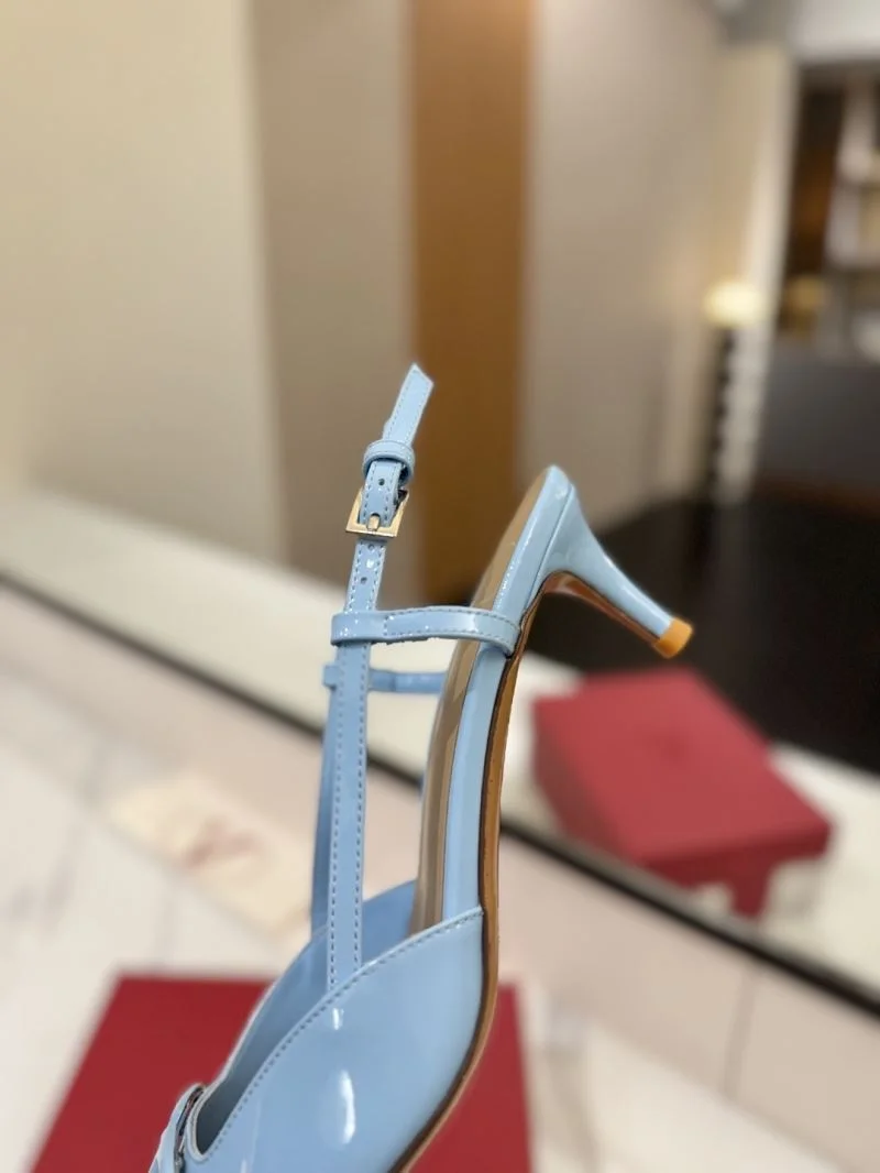 QuickDry Valentino Sandals 36691