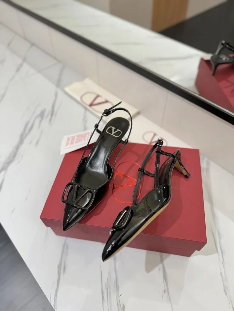 Sophisticated Valentino Sandals 36689