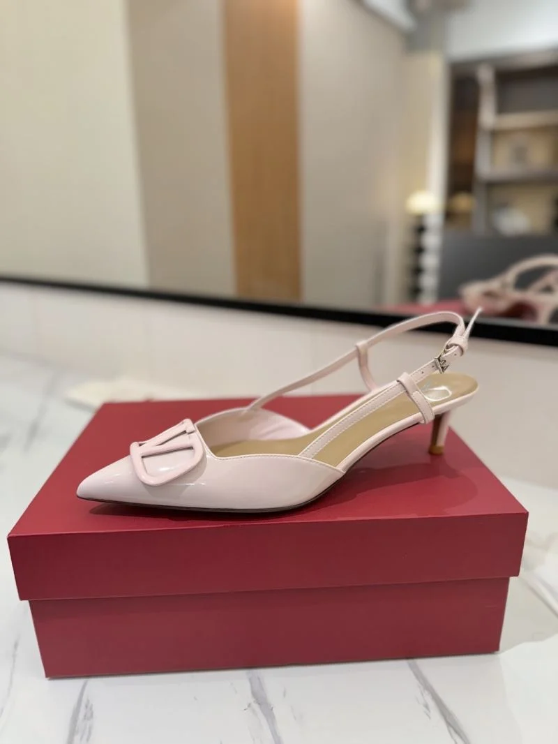 Cozy Valentino Sandals 36683