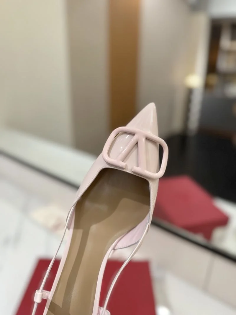 Cozy Valentino Sandals 36683