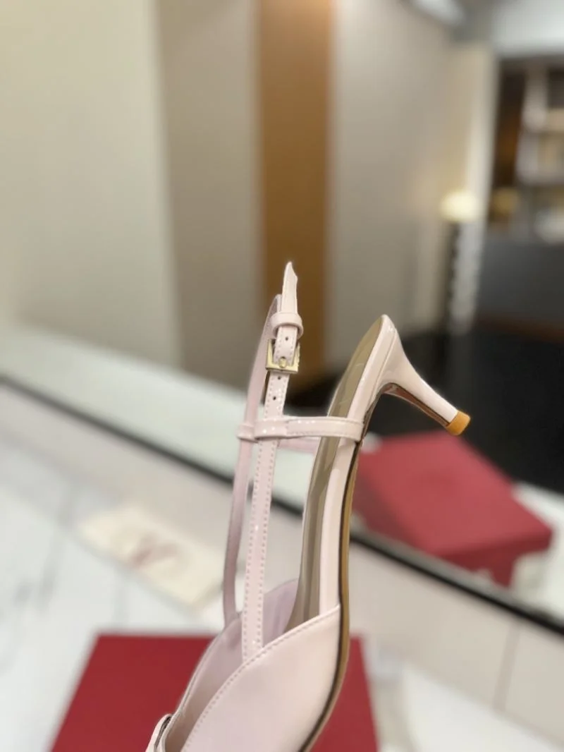 Cozy Valentino Sandals 36683