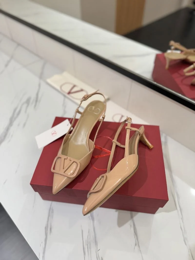 Valentino Sandals Lightweight 36680