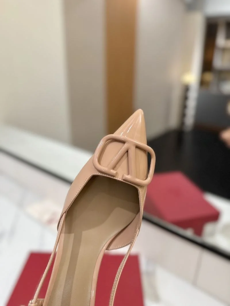 Valentino Sandals Lightweight 36680